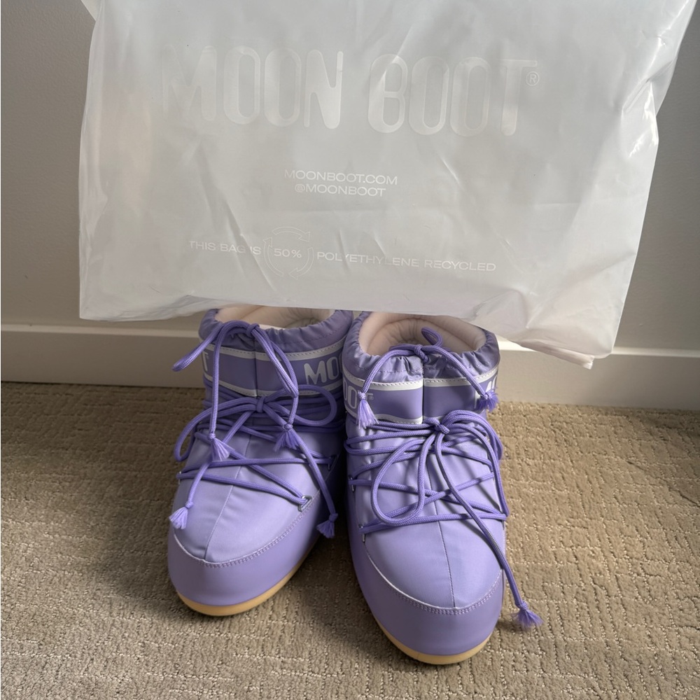 Moon Boot Lavender Women's Padded Snow Boots